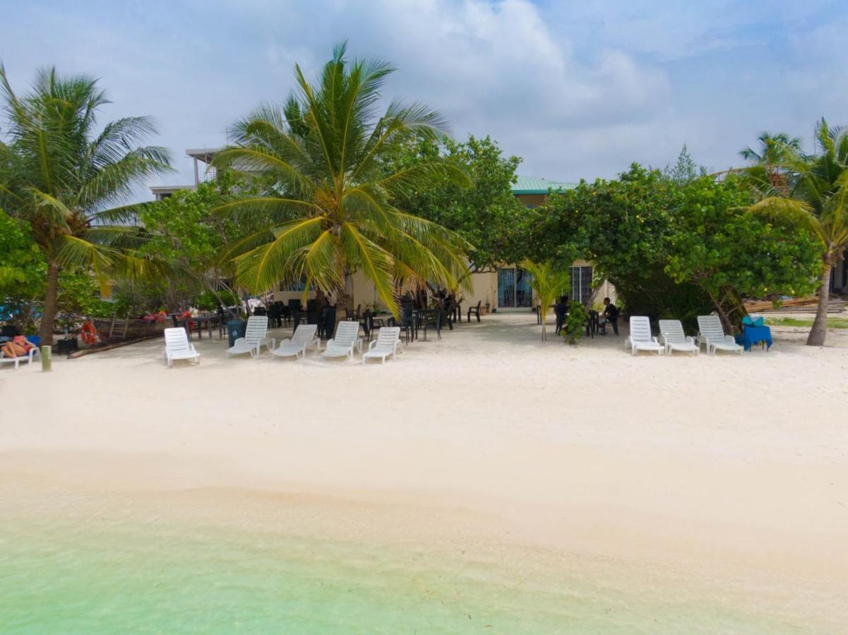 Crown Beach Hotel-Private Bikini Beach Dhiffushi Εξωτερικό φωτογραφία