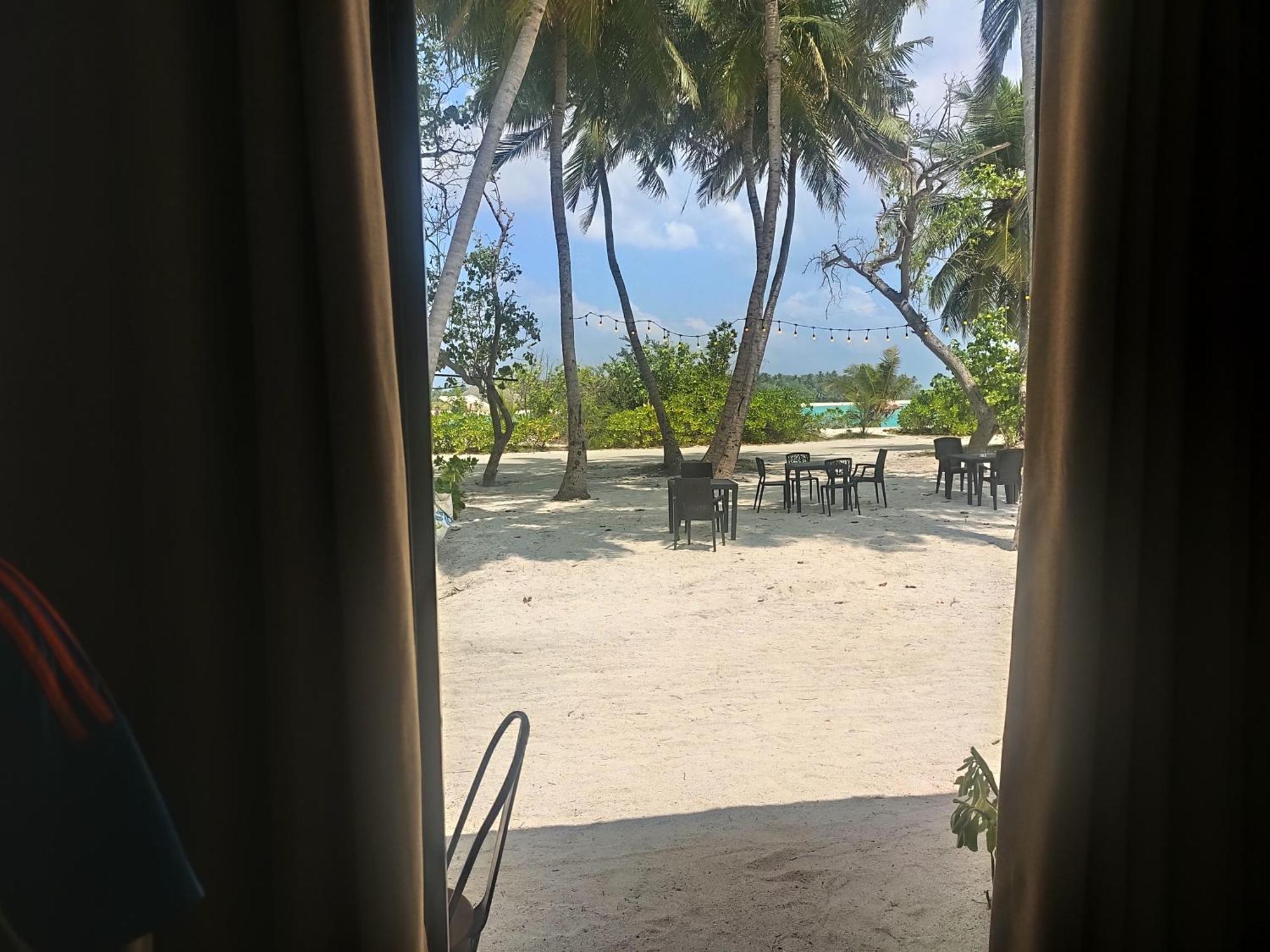 Crown Beach Hotel-Private Bikini Beach Dhiffushi Δωμάτιο φωτογραφία