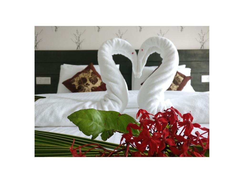 Crown Beach Hotel-Private Bikini Beach Dhiffushi Εξωτερικό φωτογραφία
